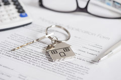 Stock Image - House Keychain (Mortgages/Housing)